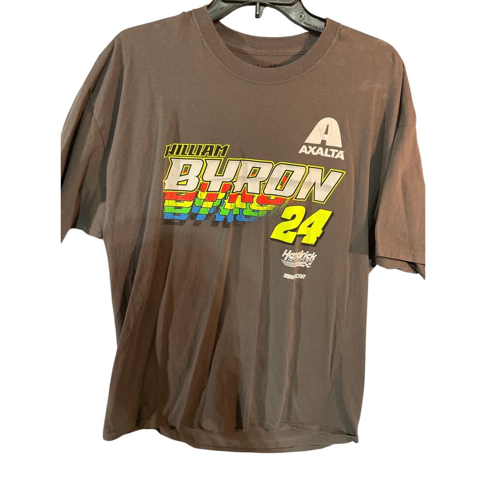 Men’s graphic T shirt